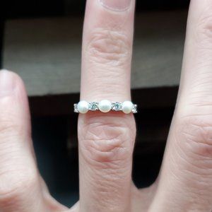 Size 5 925 Sterling Silver Pearl And Cubic Zirconia Ring